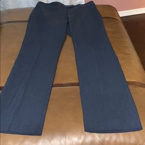 Antonio Melani Dress Pant sz 4. Charcoal.